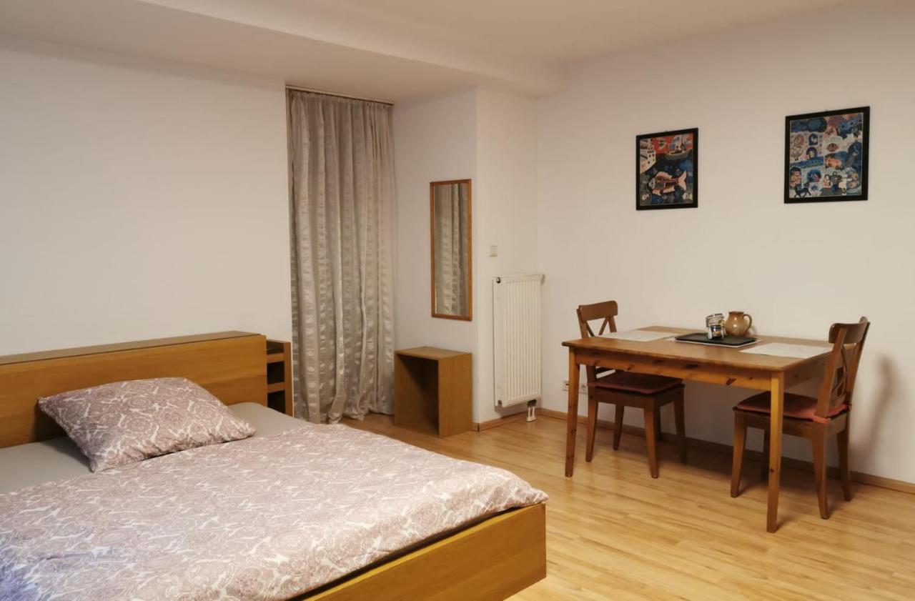 Privatzimmer Gil Heidelberg Exterior foto